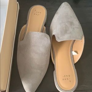 Flats grey